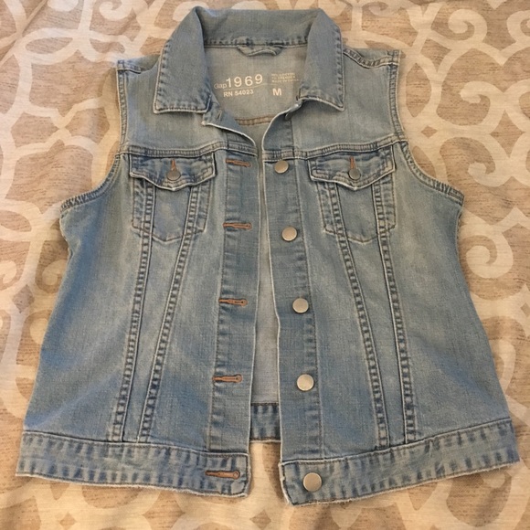 gap jean vest